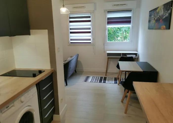 Calme Avec Parking Appartement Saint-Pierre-du-Mont (Landes)