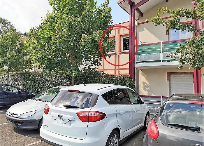 Calme Avec Parking Saint-Pierre-du-Mont (Landes)